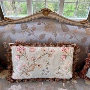 NWOT $250 Lillian August custom pillow